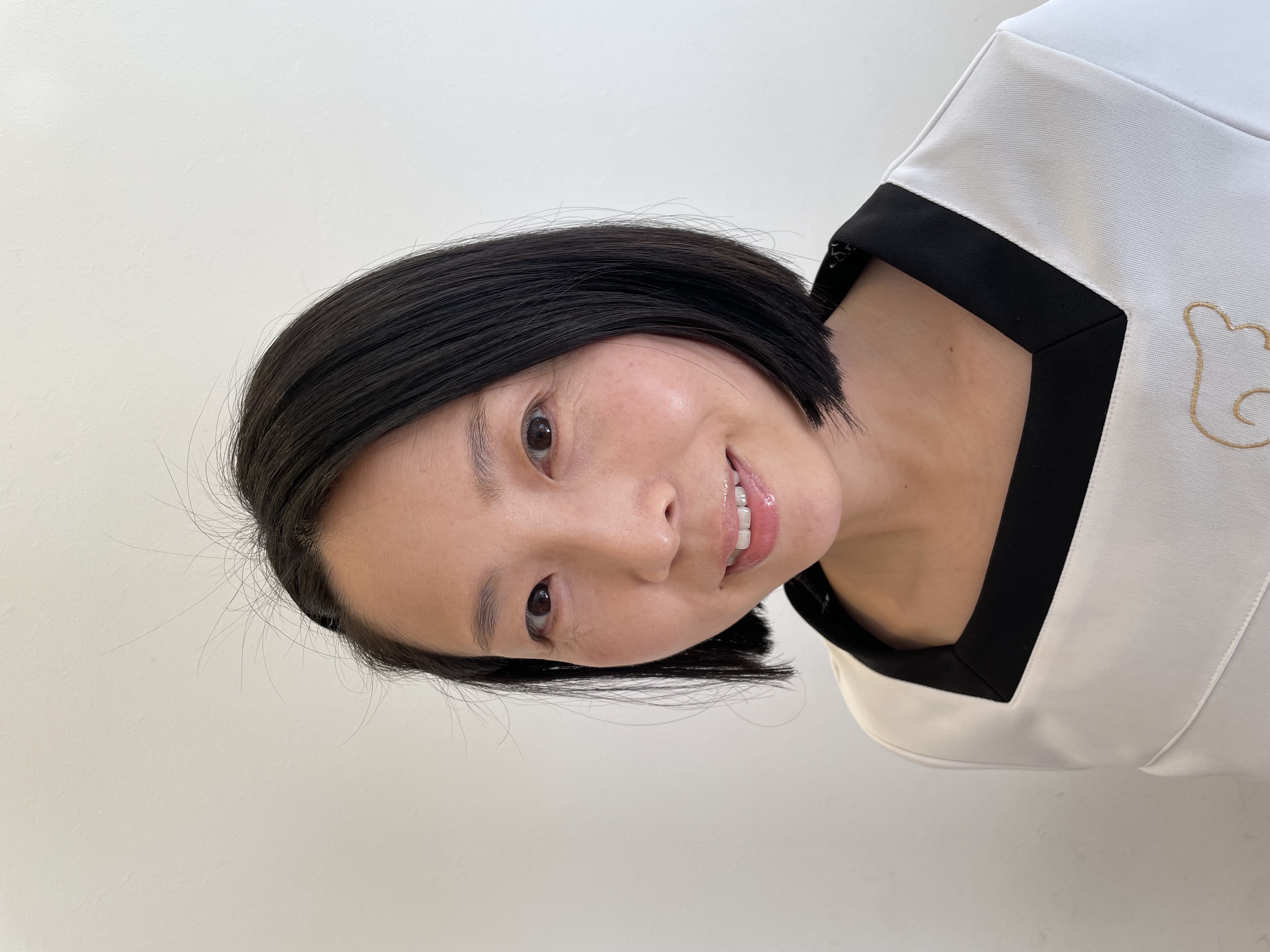 山崎 愛